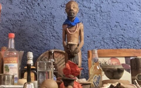 Mesa ritual / mesa muertera